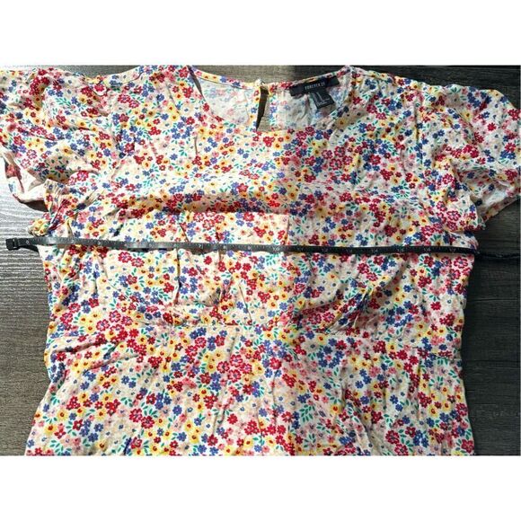 🔵 5 for $25 FOREVER 21 women’s multicolor floral short sleeve peplum top - Picture 7 of 7